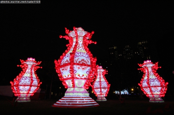 2014中台灣元宵燈會：2014中臺灣元宵燈會-飛馬獻瑞耀臺中✪主燈搭配女高音live演唱超威的