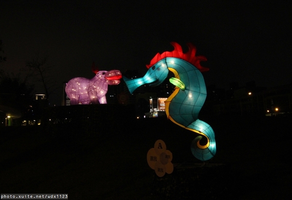 2014中台灣元宵燈會：2014中臺灣元宵燈會-飛馬獻瑞耀臺中✪主燈搭配女高音live演唱超威的