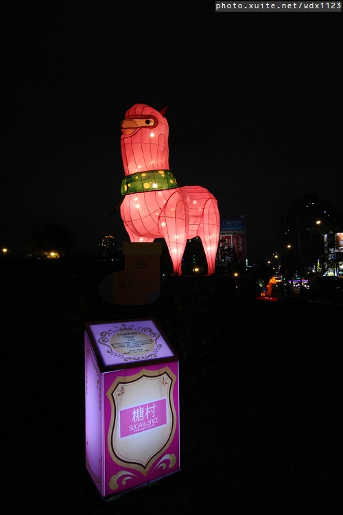 2014中台灣元宵燈會：2014中臺灣元宵燈會-飛馬獻瑞耀臺中✪主燈搭配女高音live演唱超威的