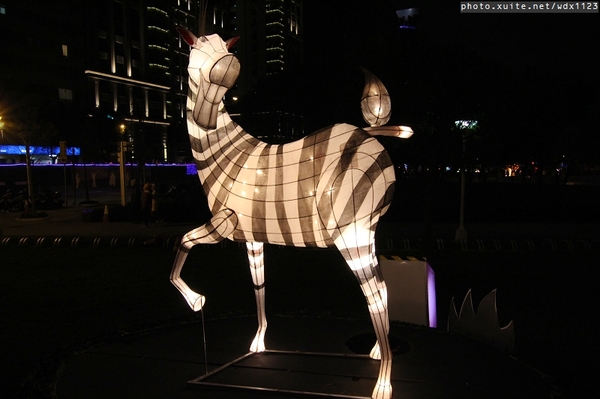 2014中台灣元宵燈會：2014中臺灣元宵燈會-飛馬獻瑞耀臺中✪主燈搭配女高音live演唱超威的