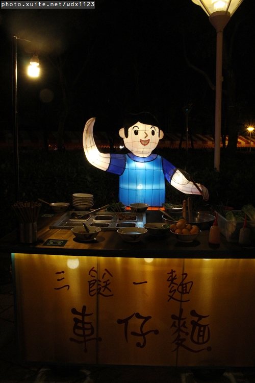 2014中台灣元宵燈會：2014中臺灣元宵燈會-飛馬獻瑞耀臺中✪主燈搭配女高音live演唱超威的