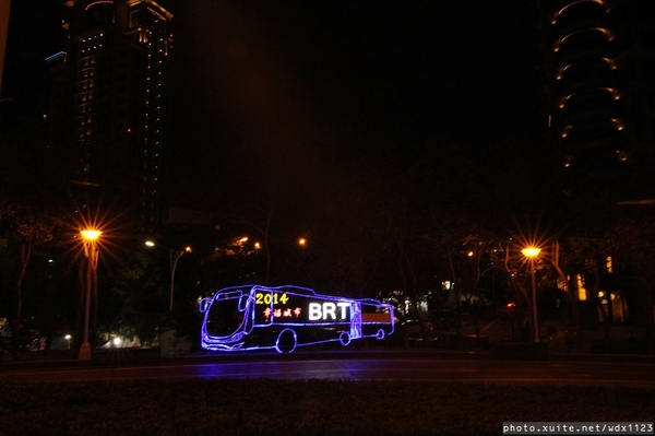 2014中台灣元宵燈會：2014中臺灣元宵燈會-飛馬獻瑞耀臺中✪主燈搭配女高音live演唱超威的