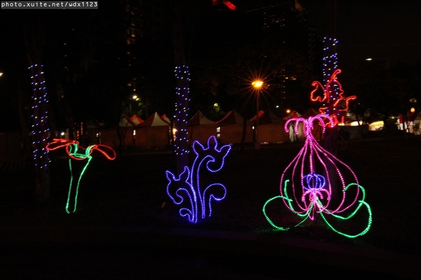 2014中台灣元宵燈會：2014中臺灣元宵燈會-飛馬獻瑞耀臺中✪主燈搭配女高音live演唱超威的