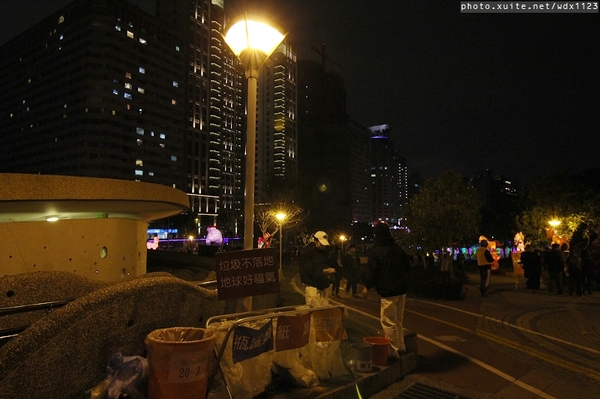 2014中台灣元宵燈會：2014中臺灣元宵燈會-飛馬獻瑞耀臺中✪主燈搭配女高音live演唱超威的