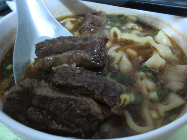 大師牛肉麵:【口碑券7】大塊(快)人心的牛肉麵 ~~'' 大師牛肉麵''