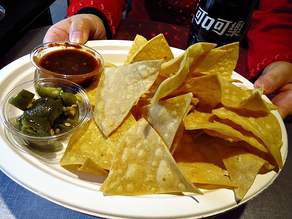 KING BURRITO,捲捲王美墨料理,加州,墨西哥捲餅,塔可,玉米脆片,莎莎醬