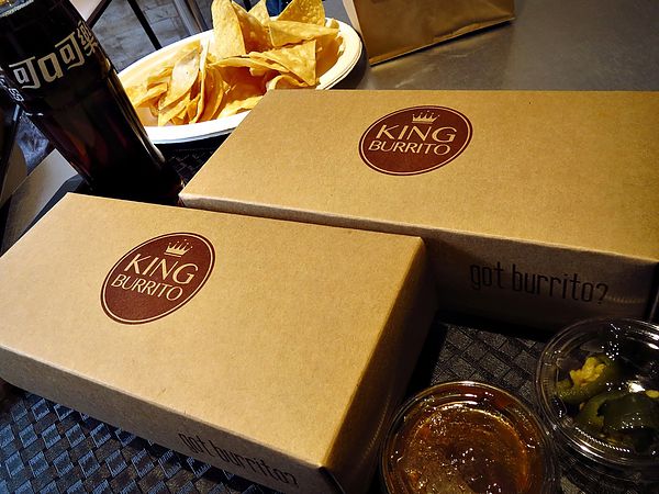 KING BURRITO,捲捲王美墨料理,加州,墨西哥捲餅,塔可,玉米脆片,莎莎醬