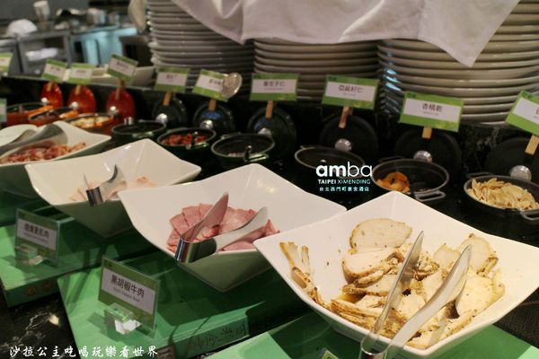 amba Taipei Ximending 台北西門町意舍酒-吃吧chiba：台北美食『台北西門町意舍酒店-吃吧餐廳』假日沙拉吧吃到飽/西門町義大利麵