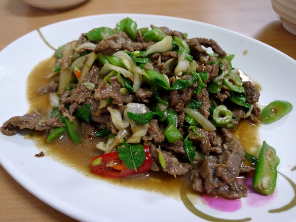 玉梅泰式料理:【高雄】玉梅泰式料理.平價泰國菜.桑尼受不了美食