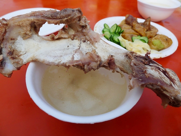 嘉義黑香腸：【高雄】大社嘉義黑香腸．觀音山腳下美食．桑尼受不了美食