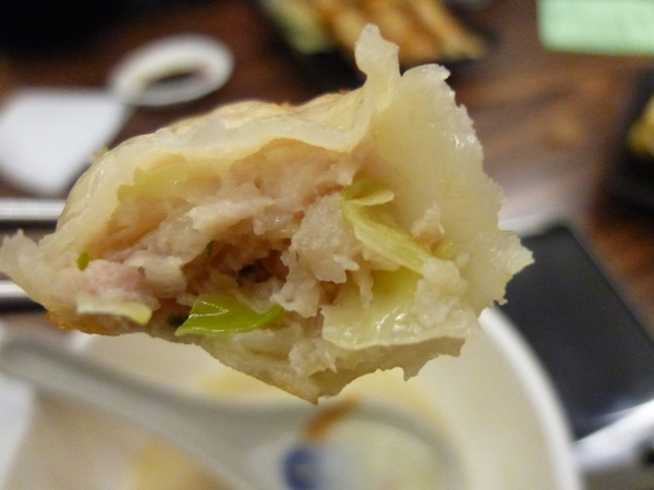 八方雲集鍋貼水餃專賣店(北醫店)： 【北醫美食】每次必點的黃金組合－八方雲集鍋貼水餃專賣店