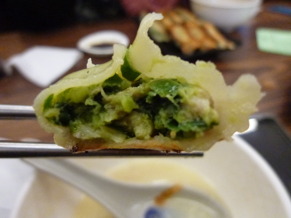 八方雲集鍋貼水餃專賣店(北醫店)： 【北醫美食】每次必點的黃金組合－八方雲集鍋貼水餃專賣店