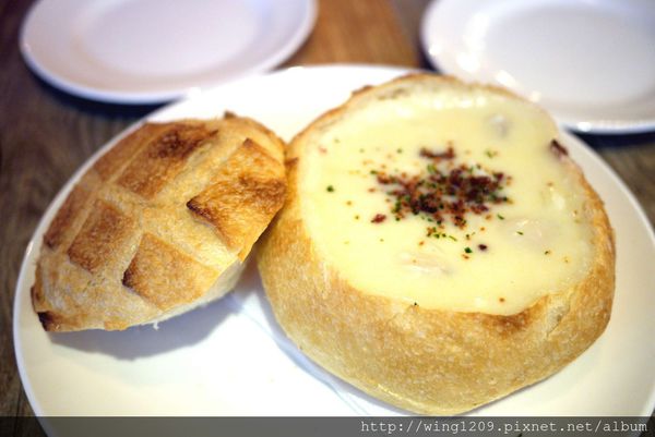 Bakery 49(板橋環球店)：舊金山混血料理。【Bakery 49(板橋環球店)】道地美式料理體驗