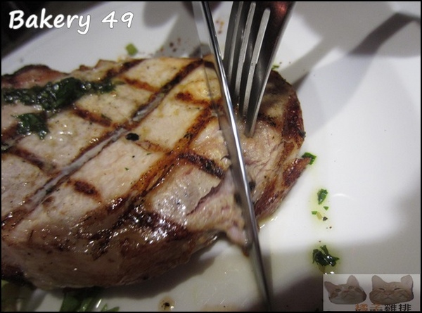 Bakery 49(板橋環球店)：【橘子雞排】板橋車站※Bakery 49-來自舊金山的Bistro小酒館美食-酸麵包*舊金山漁人碼頭海鮮湯