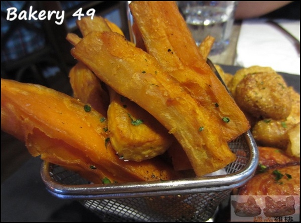 Bakery 49(板橋環球店)：【橘子雞排】板橋車站※Bakery 49-來自舊金山的Bistro小酒館美食-酸麵包*舊金山漁人碼頭海鮮湯