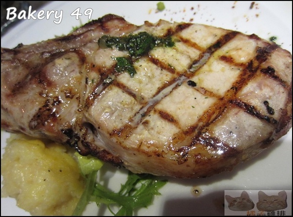 Bakery 49(板橋環球店)：【橘子雞排】板橋車站※Bakery 49-來自舊金山的Bistro小酒館美食-酸麵包*舊金山漁人碼頭海鮮湯