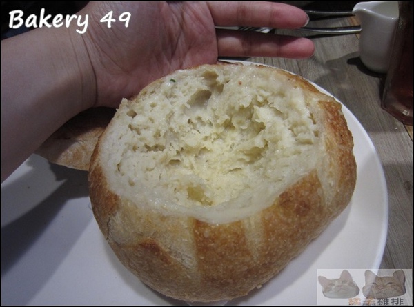 Bakery 49(板橋環球店)：【橘子雞排】板橋車站※Bakery 49-來自舊金山的Bistro小酒館美食-酸麵包*舊金山漁人碼頭海鮮湯