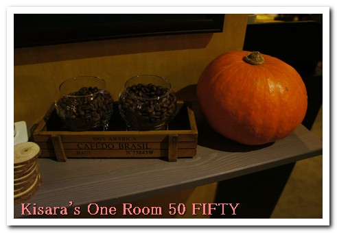 50 Fifty Coffeehouse & Espresso Bar：放在口袋不想拿出來的50 FIFTY