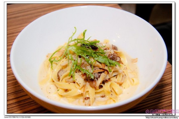 Peace & Love Cafe:【美食♥新店】☼ Peace & Love Cafe ☼令人驚艷的多重風味單品咖啡/大坪林捷運站附近/咖啡冠軍大師簡嘉程 ♥♥