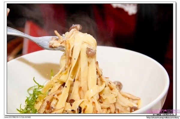 Peace & Love Cafe:【美食♥新店】☼ Peace & Love Cafe ☼令人驚艷的多重風味單品咖啡/大坪林捷運站附近/咖啡冠軍大師簡嘉程 ♥♥