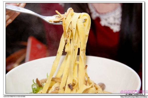 Peace & Love Cafe:【美食♥新店】☼ Peace & Love Cafe ☼令人驚艷的多重風味單品咖啡/大坪林捷運站附近/咖啡冠軍大師簡嘉程 ♥♥