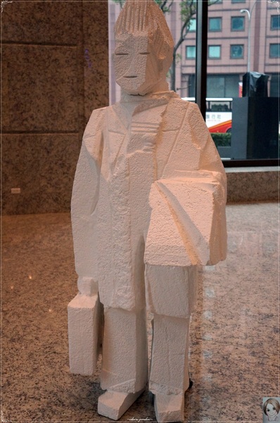 遠雄金融中心-朱銘人間系列展:台北 遠雄金融中心~城市博物館之朱銘人間系列