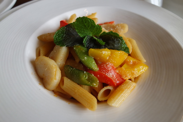 綠樹林幸福農場休閒餐廳：1030211[官本金文愛台灣口碑券第37彈]悠閒漫活的綠樹林幸福農場休閒餐廳享受美食饗宴與大自然譜出幸福樂章