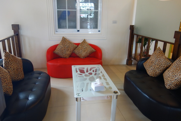 綠樹林幸福農場休閒餐廳：1030211[官本金文愛台灣口碑券第37彈]悠閒漫活的綠樹林幸福農場休閒餐廳享受美食饗宴與大自然譜出幸福樂章