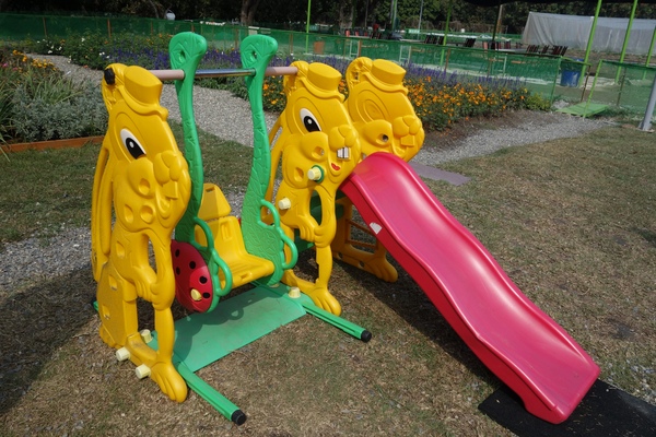 綠樹林幸福農場休閒餐廳：1030211[官本金文愛台灣口碑券第37彈]悠閒漫活的綠樹林幸福農場休閒餐廳享受美食饗宴與大自然譜出幸福樂章