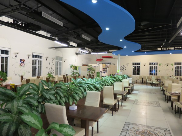 綠樹林幸福農場休閒餐廳：鬧中取靜的地方 ..  綠樹林幸福農場休閒餐廳