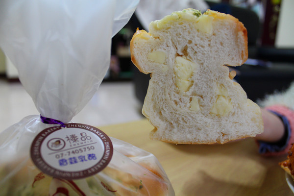 榛品烘培坊：[宅配]軟Q料多夢幻土司-榛品烘焙坊