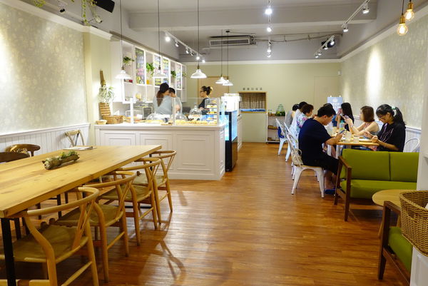 Miss V Bakery:Miss V Bakery ~ 赤峰街不可錯過的招牌甜點居然變鹹了 - 捷運中山站