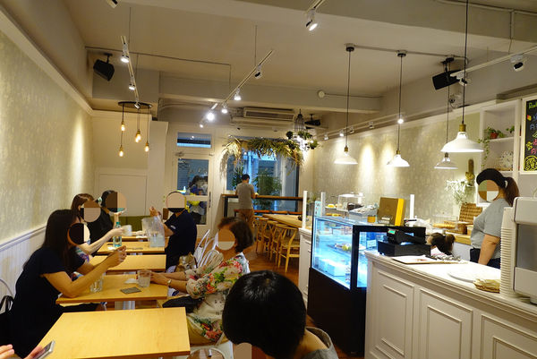 Miss V Bakery:Miss V Bakery ~ 赤峰街不可錯過的招牌甜點居然變鹹了 - 捷運中山站