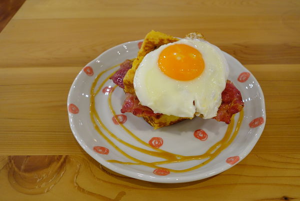 Miss V Bakery:Miss V Bakery ~ 赤峰街不可錯過的招牌甜點居然變鹹了 - 捷運中山站