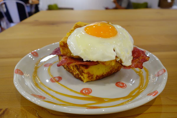 Miss V Bakery:Miss V Bakery ~ 赤峰街不可錯過的招牌甜點居然變鹹了 - 捷運中山站