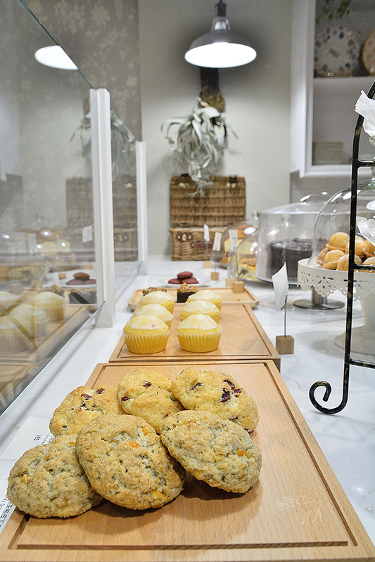 赤峰街的Miss V Bakery搬家:不錯吃的肉桂捲,捷運松山淡水線雙連中山站下午茶甜點