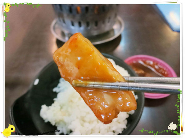 新莊-馨媽香香鍋-『在地人的美味』-大腸臭臭鍋-甜不辣沾豆辦醬