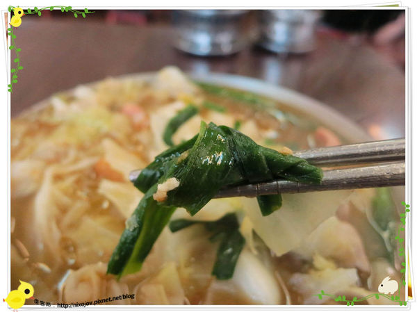 新莊-馨媽香香鍋-『在地人的美味』-大腸臭臭鍋-韭菜