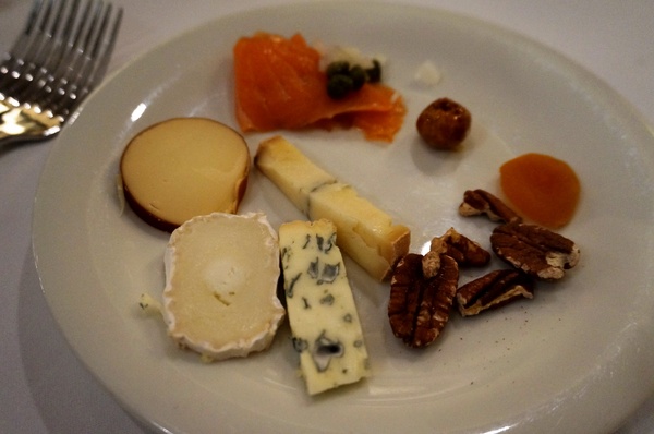 台北晶華酒店-Robin's鐵板燒：晶華酒店Robin's  60盎司 戰斧和牛牛排 ~ 巨無霸分享!