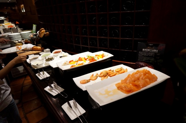 台北晶華酒店-Robin's鐵板燒：晶華酒店Robin's  60盎司 戰斧和牛牛排 ~ 巨無霸分享!