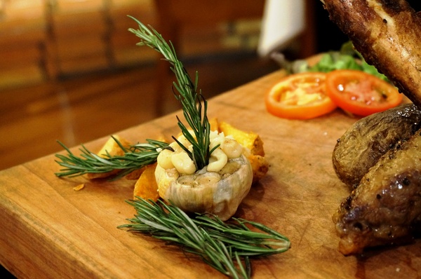 台北晶華酒店-Robin's鐵板燒：晶華酒店Robin's  60盎司 戰斧和牛牛排 ~ 巨無霸分享!