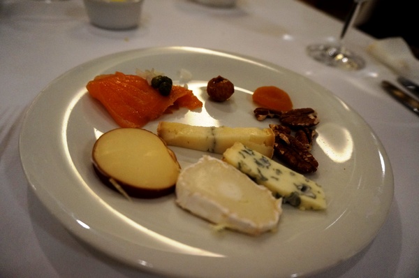 台北晶華酒店-Robin's鐵板燒：晶華酒店Robin's  60盎司 戰斧和牛牛排 ~ 巨無霸分享!