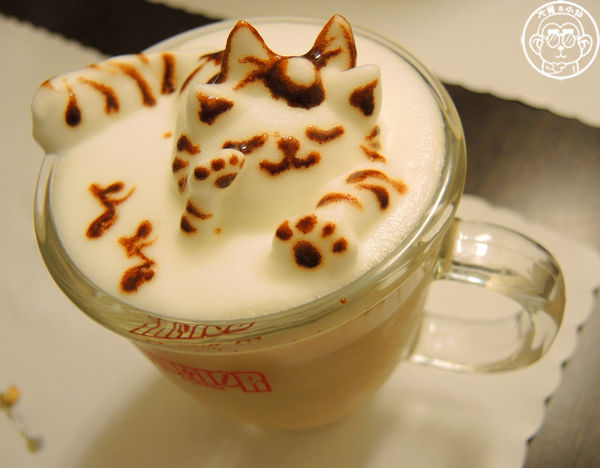 咕嚕貓咖啡館:呷飽祙【台中西區・咕嚕咕嚕貓咖啡】有萌貓陪伴喝立體拉花