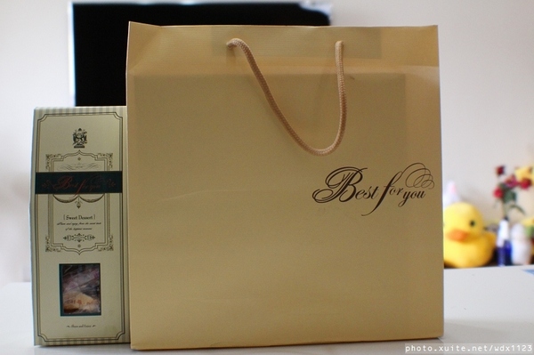 黃巾貓鳳梨酥：黃巾貓鳳梨酥~牛軋糖口味多變化、杏仁果粒超大顆❤