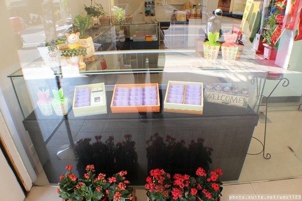 黃巾貓鳳梨酥：黃巾貓鳳梨酥~牛軋糖口味多變化、杏仁果粒超大顆❤