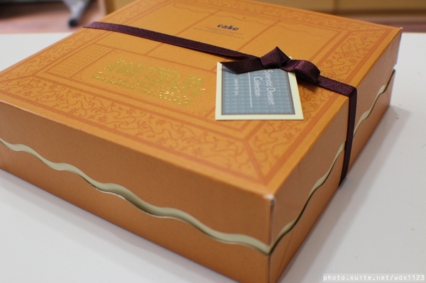 黃巾貓鳳梨酥：黃巾貓鳳梨酥~牛軋糖口味多變化、杏仁果粒超大顆❤