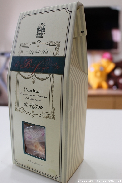 黃巾貓鳳梨酥：黃巾貓鳳梨酥~牛軋糖口味多變化、杏仁果粒超大顆❤