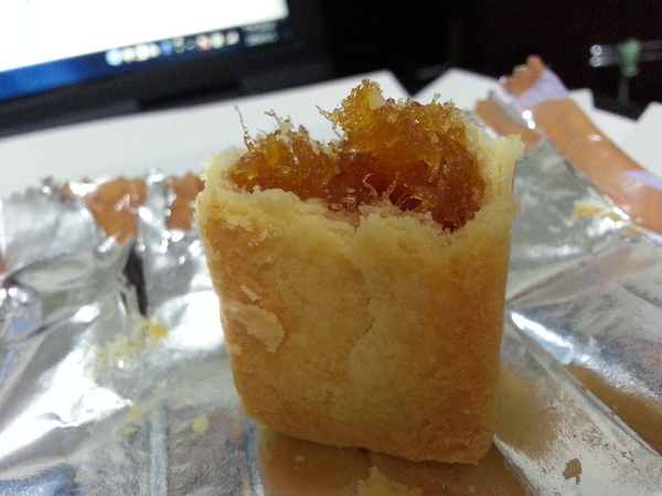 黃巾貓鳳梨酥：【口碑券9】小小牛軋糖。鹹甜辣蹦出新滋味  