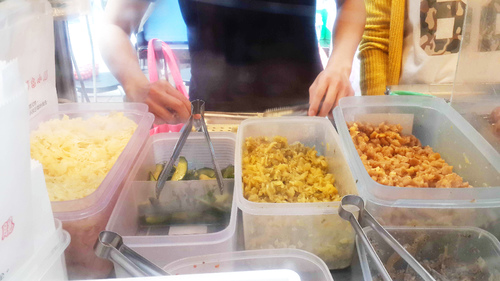 瘋吃逢甲大腸包小腸：【羽諾食記】公館逢甲大腸包小腸