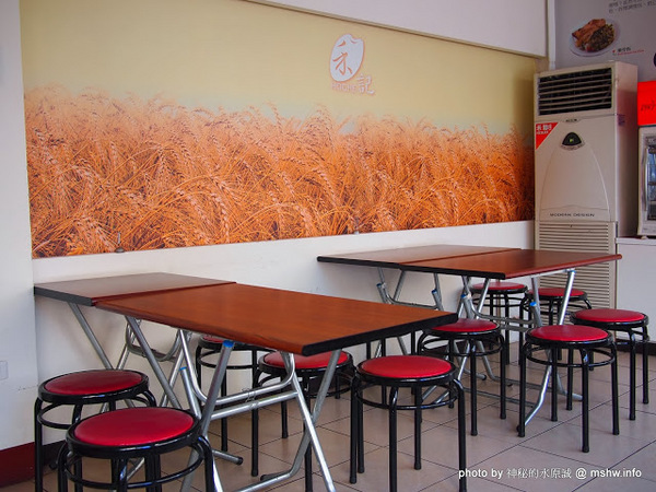 禾記嫩骨飯(佳里店)：【食記】台南Hoche禾記嫩骨飯佳里店@佳里 : 40年傳承的嫩骨？其實就是內含軟骨的爌肉啦 :P